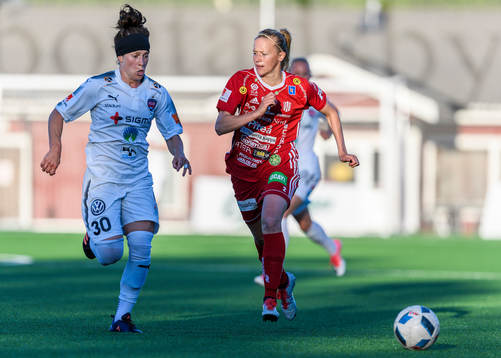 Rosengårds Ella Masar McLeod och Piteås Lena Blomkvist