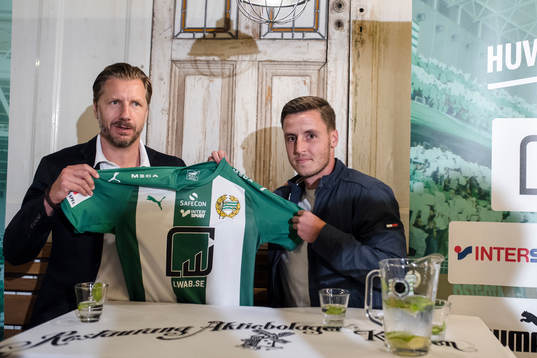 Hammarby sportchef Jesper Jansson och nyförvärvet Jeppe
