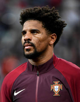 Eliseu Pereira dos Santos, Portugal