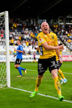 Elfsborgs Simon Lundevall jublar