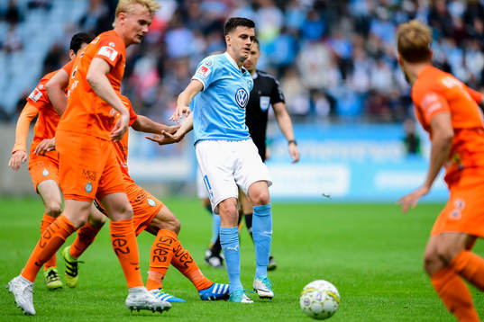 Malmö FFs Alexander Jeremejeff och AFC Eskilstunas