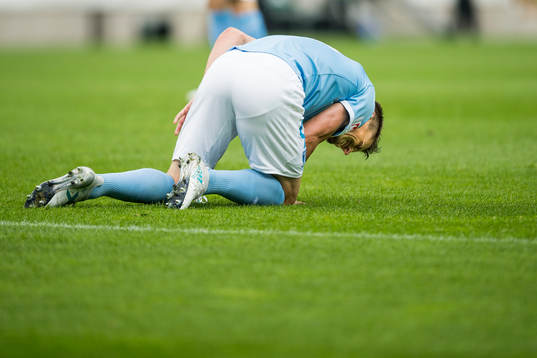 Malmö FFs Markus Rosenberg har ont