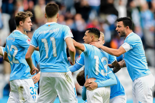 Malmö FFs Yoshimar Yotún jublar