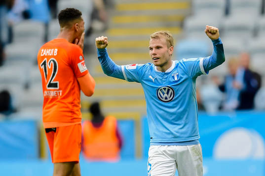 Malmö FFs Oscar Lewicki jublar