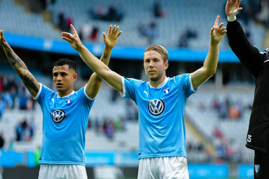 Malmö FFs Anton Tinnerholm jublar