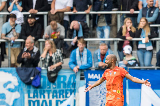 AFC Eskilstunas Ferid Ali jublar
