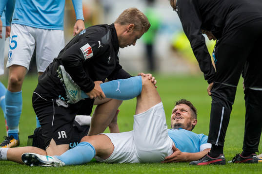 Malmö FFs Markus Rosenberg får behandling