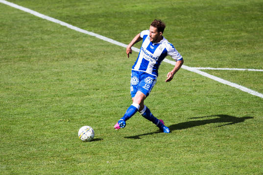 IFK Göteborgs Tobias Hysen gör mål till 0-2