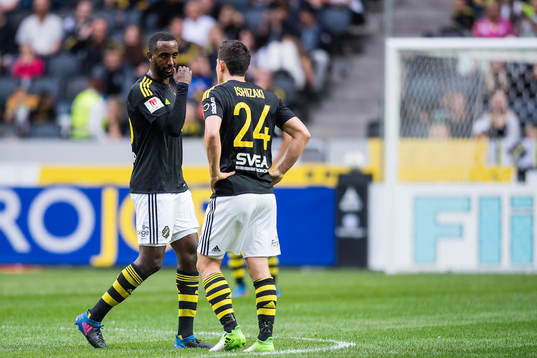 s Henok Goitom och Stefan Ishizaki deppar