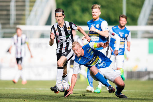 Oddevolds Robin Jansson och Landskronas Adi Nalic