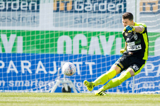 Landskronas målvakt Ivo Vazgec