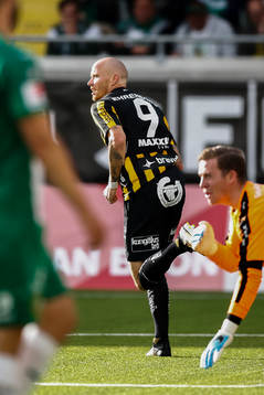 Häckens Alexander Farnerud jublar