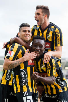 Häckens Paulinho, Nasiru Mohammed och Chisom Egbuchulam