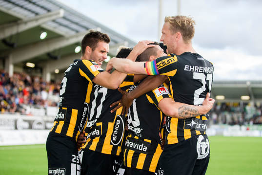 Häckens spleare jublar