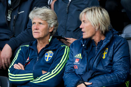 Svenska damlandslagets förbundskapten Pia Sundhage och