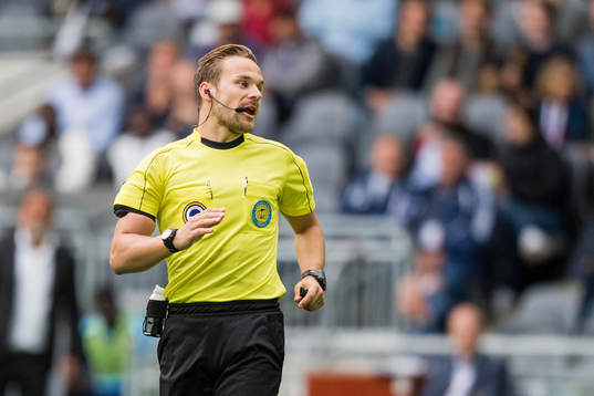 Domare Kristoffer Karlsson