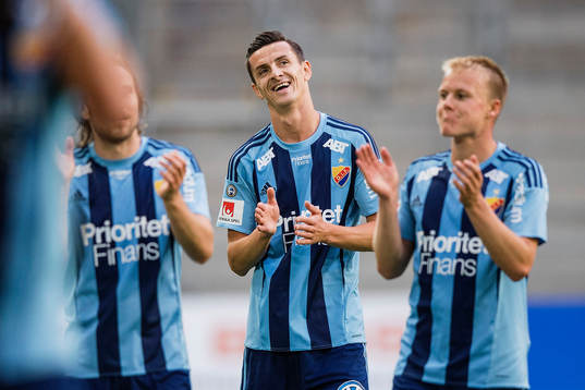 Djurgårdens Haris Radetinac tackar publiken