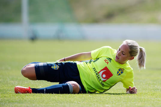 Elin Rubensson stretchar