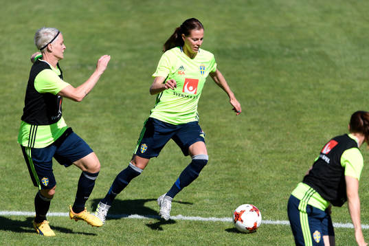 Nilla Fischer och Lotta Schelin