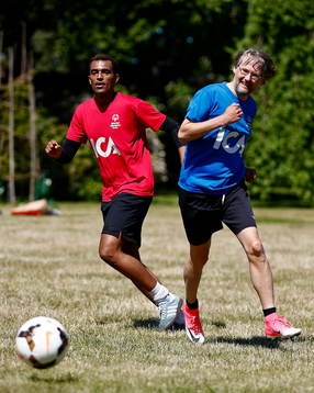 Uppvisningsmatch i fotboll