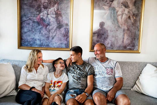 Hemma hos Kevin Ackermann och hans föräldrar Robert, Lena