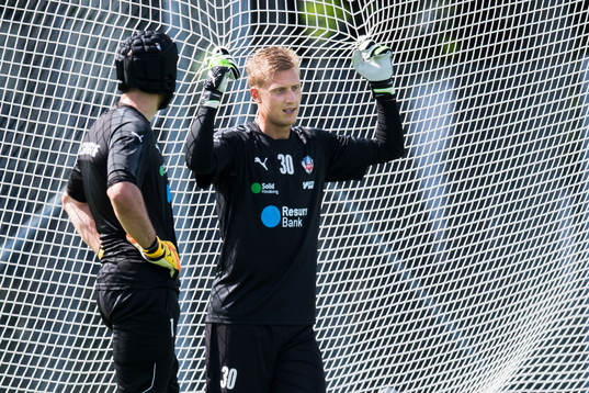 Helsingborgs målvakt Matt Pyzdrowski och målvakt Pär