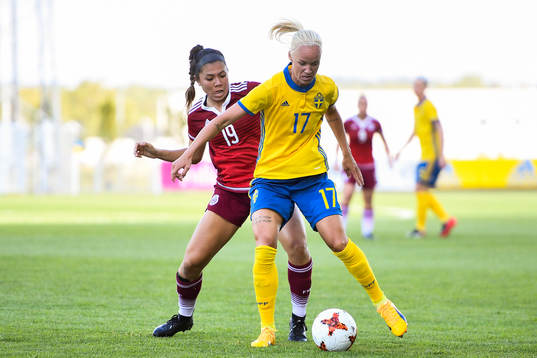 Mexikos Kiana Palacios och Sveriges Caroline Seger
