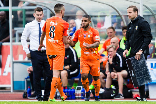 AFC Eskilstunas Jernade Meade byts in mot Haris Cirak