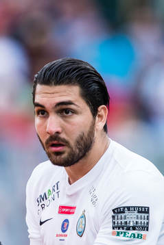 AFC Eskilstunas Målvakt Alireza Haghighi dirigerar Zourab