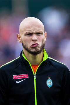 AFC Eskilstunas Zourab Tsiskaridze innan fotbollsmatchen i