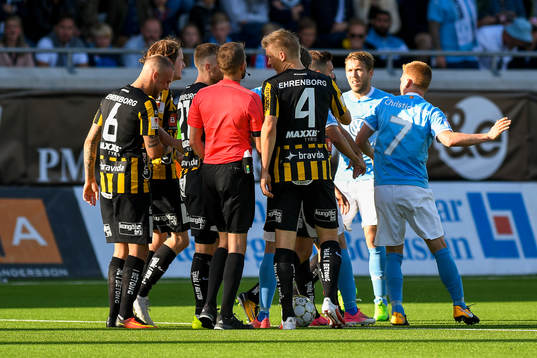 Häckens Alexander Faltsetas och Malmö FFs Anders
