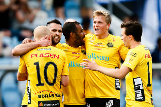 Elfsborgs spelare jublar