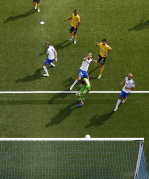 Bortdömt mål (2-2) vid nick av Norrköpings Jón Gudni