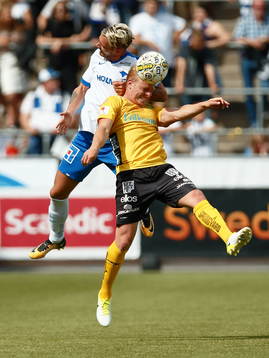 <ll6< och Elfsborgs Per Frick