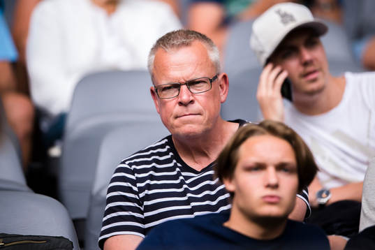 Sveriges förbundskapten Janne Andersson på läktaren