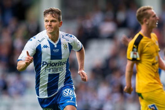 IFK Göteborgs Mads Albaek jublar