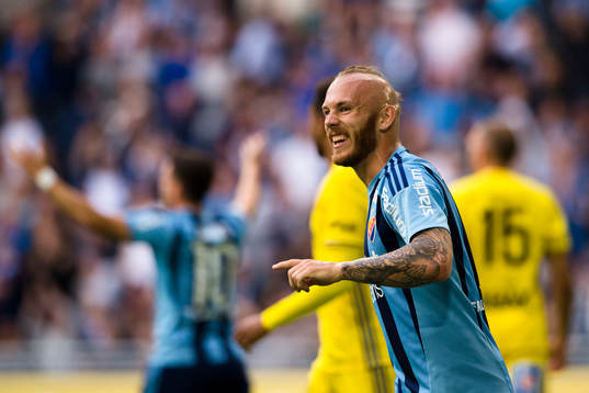 Djurgårdens Magnus Eriksson reagerar