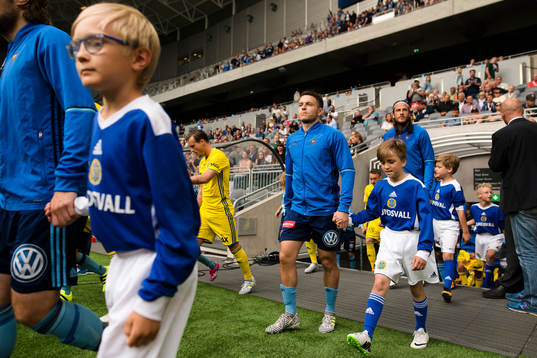 Djurgårdens Kerim Mrabti före  fotbollsmatchen i