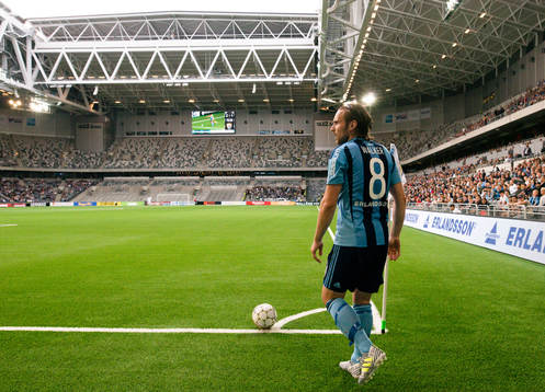 Djurgårdens Kevin Walker med hörna
