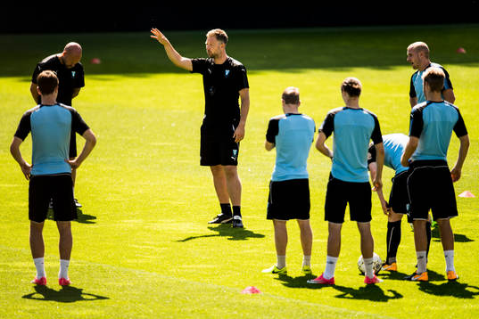Bläddra bland fler bilder av Fotboll, Champions League, Kval, Malmö FF, Träning & Presskonferens