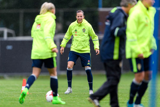 Lotta Schelin