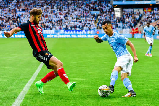 Vardars Hovhanes Hambarxumjan och Malmö FFs Yoshimar Yotún