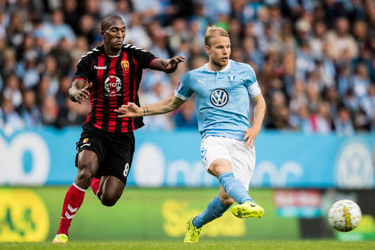 Vardars Johnatan Boareto Dos Reis och Malmö FFs Oscar