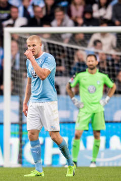 Malmö FFs Franz Brorsson deppar