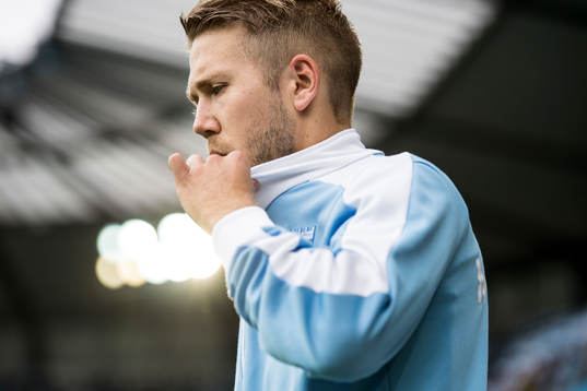 Malmö FFs Anton Tinnerholm gör entré