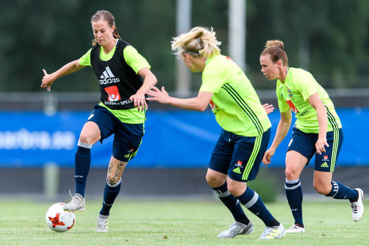 Lotta Schelin Lisa Dahlkvist och Jessica Samuelsson