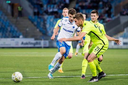 Norrköpings Simon Skrabb utmanar Trakais Vaidas Silenas
