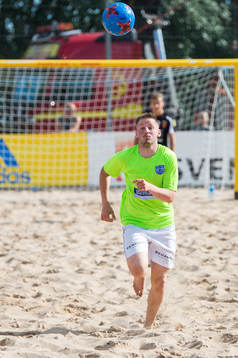 Bermannia FCs Jimmy Lie jagar bollen