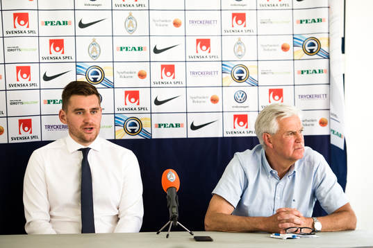 AFC Eskilstunas tränare Michael Jolley och Kalmars