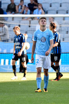Malmö FFs Mattias Svanberg deppar